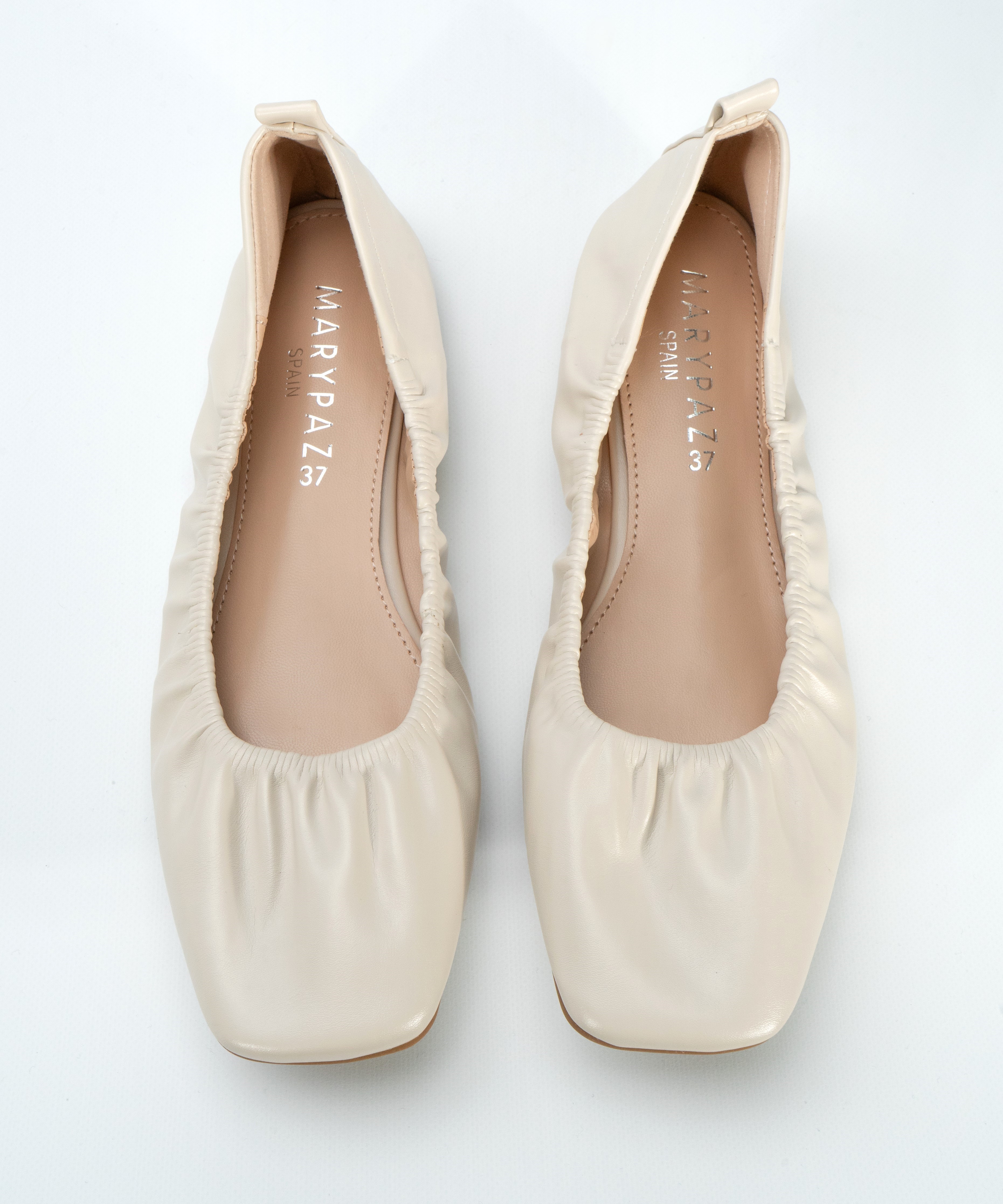 Sabrinas franzidas image number null